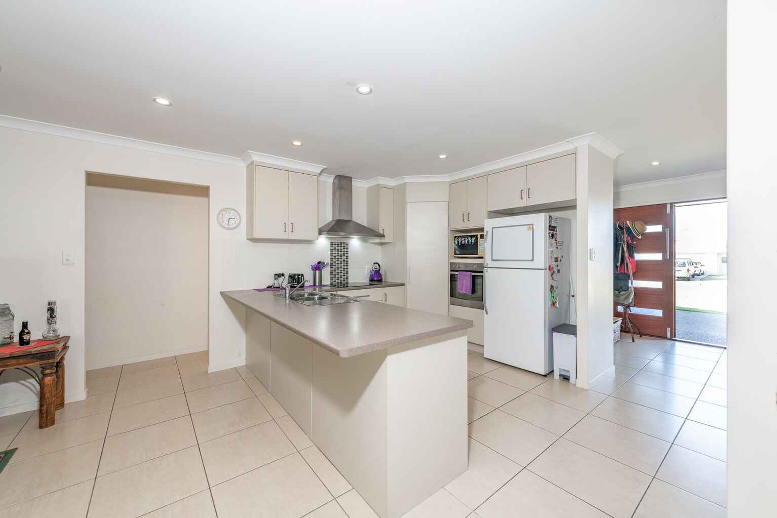 24 Voss Court Millbank 24 Voss Court Millbank