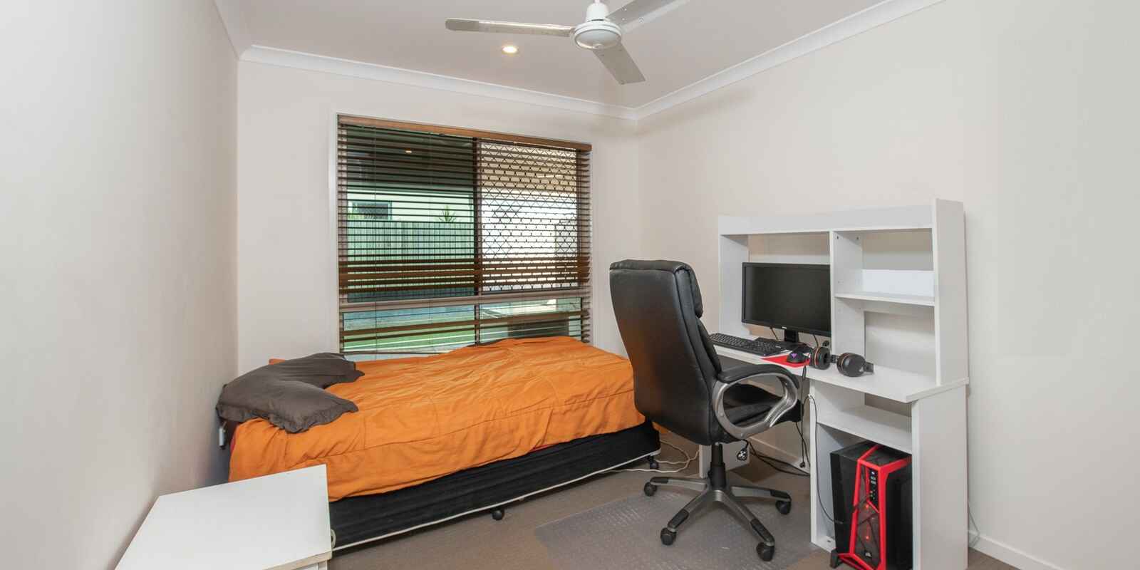 24 Voss Court Millbank