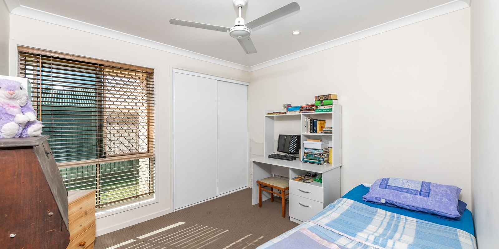 24 Voss Court Millbank