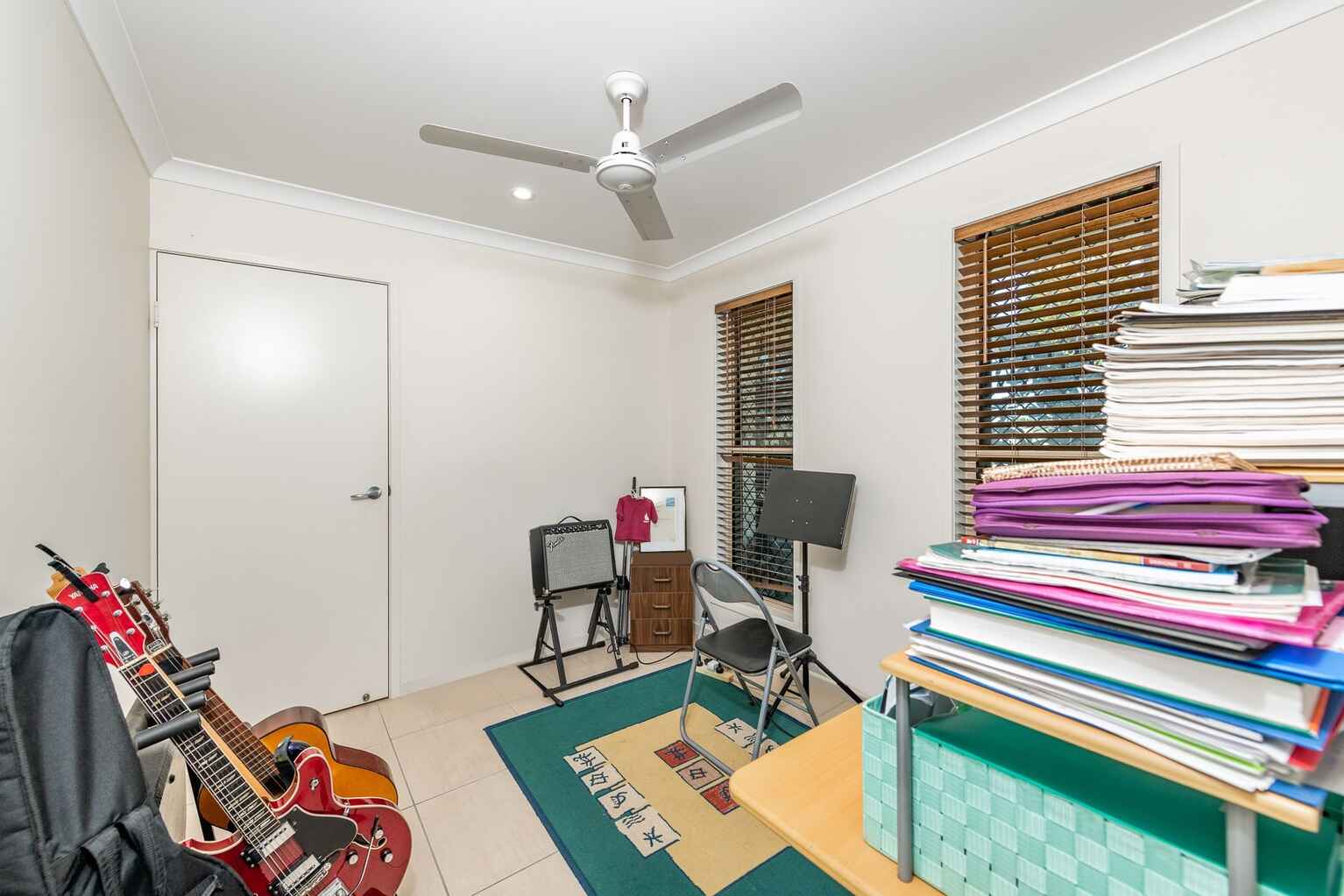 24 Voss Court Millbank 24 Voss Court Millbank