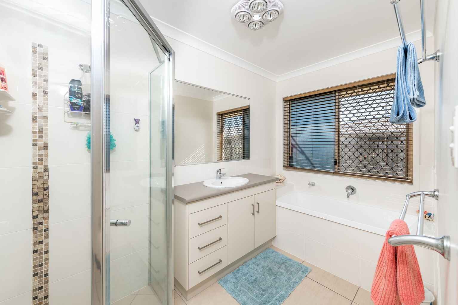 24 Voss Court Millbank 24 Voss Court Millbank