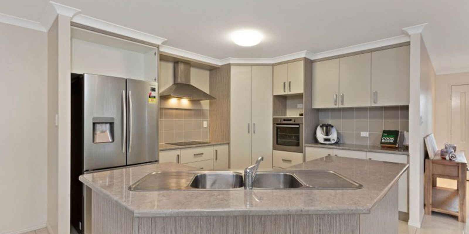 32 Greathead Road Ashfield