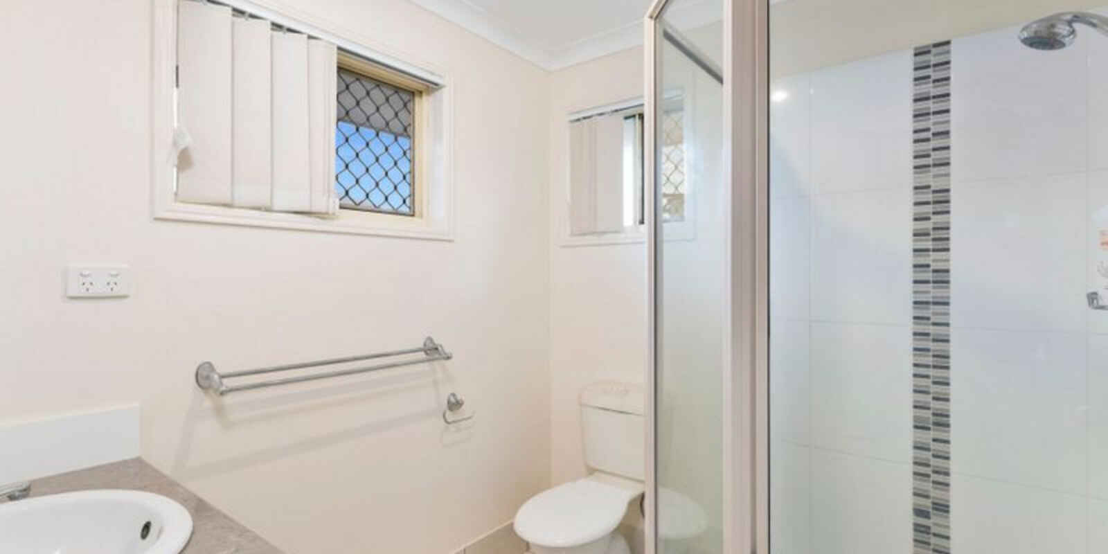 32 Greathead Road Ashfield