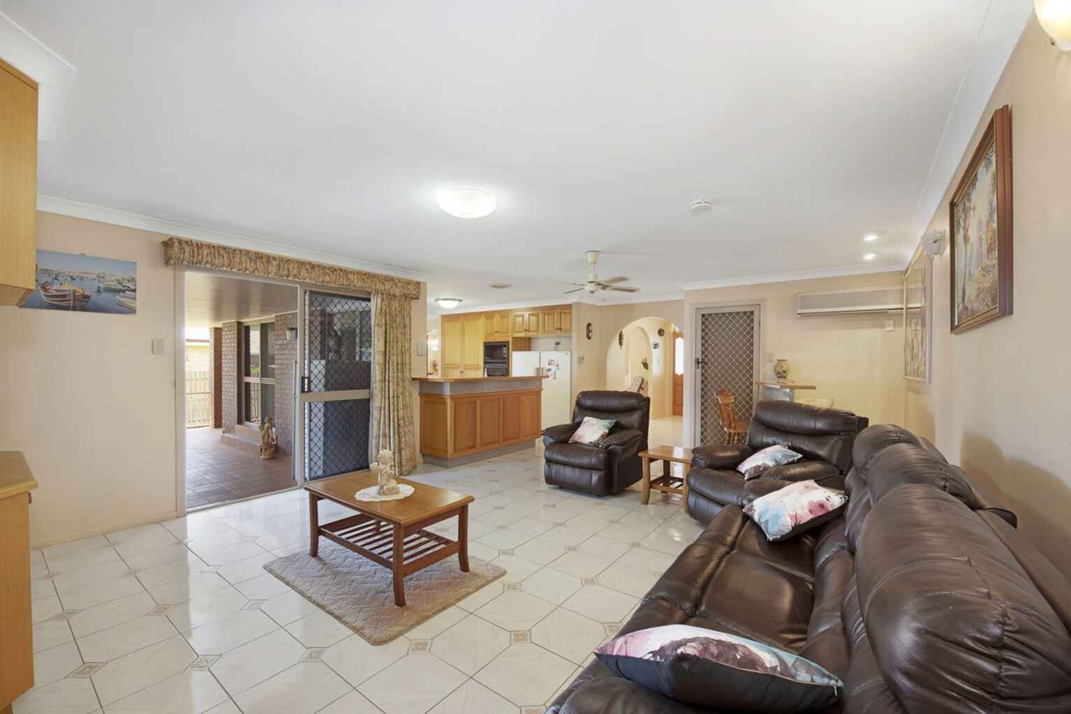 36 St Lucia Crescent Avoca 36 St Lucia Crescent Avoca