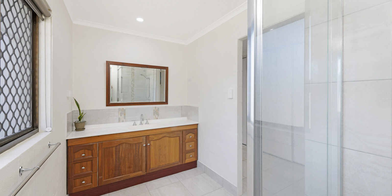 1176 Rosedale Road Moorland 1176 Rosedale Road Moorland