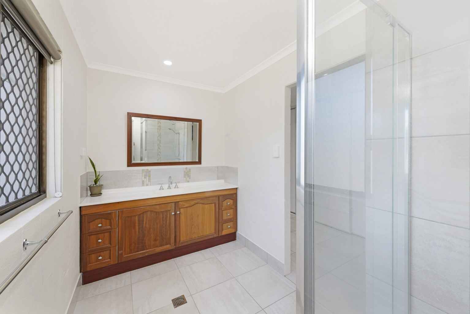 1176 Rosedale Road Moorland