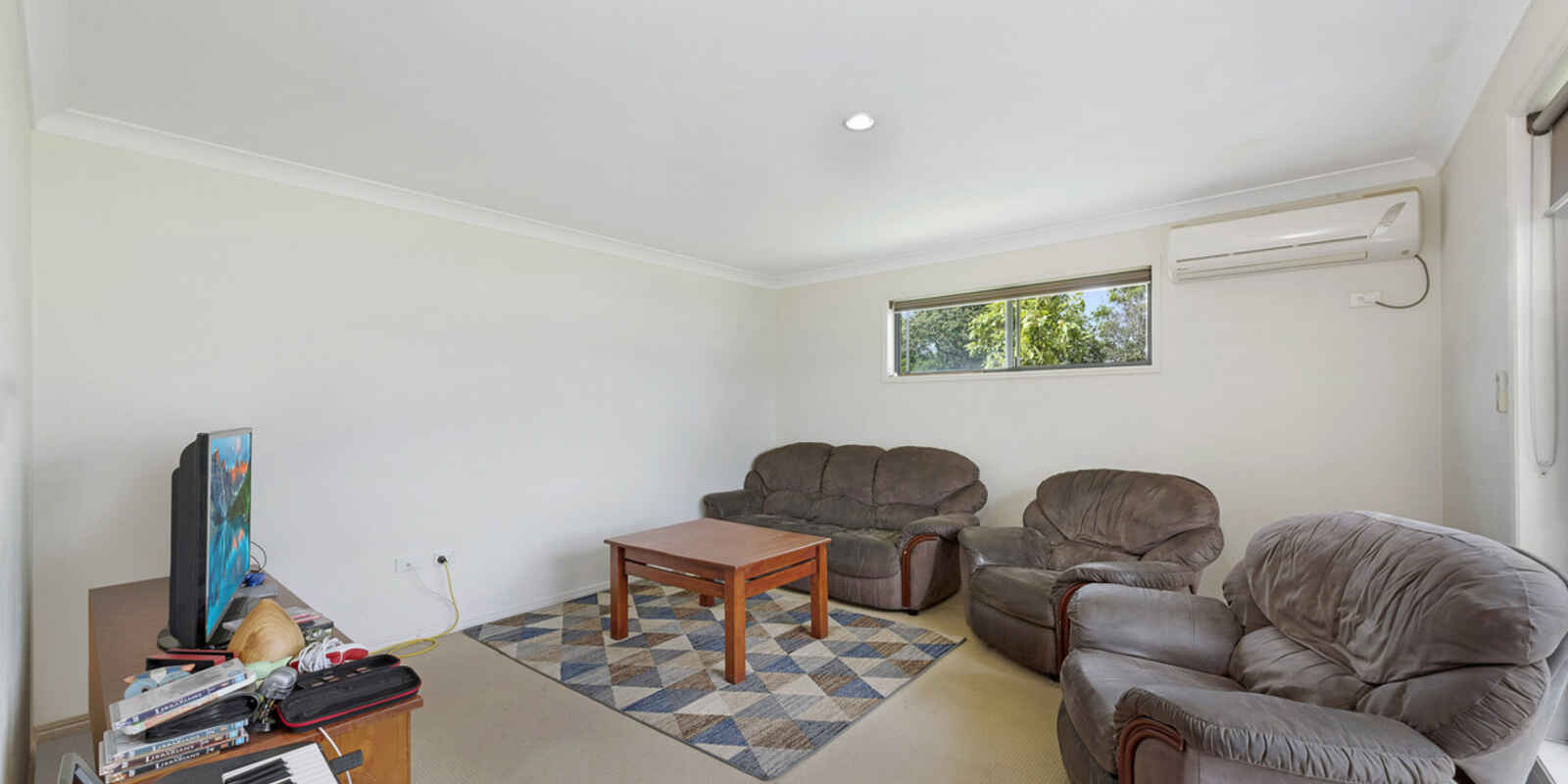 16 Sanctuary Drive Ashfield