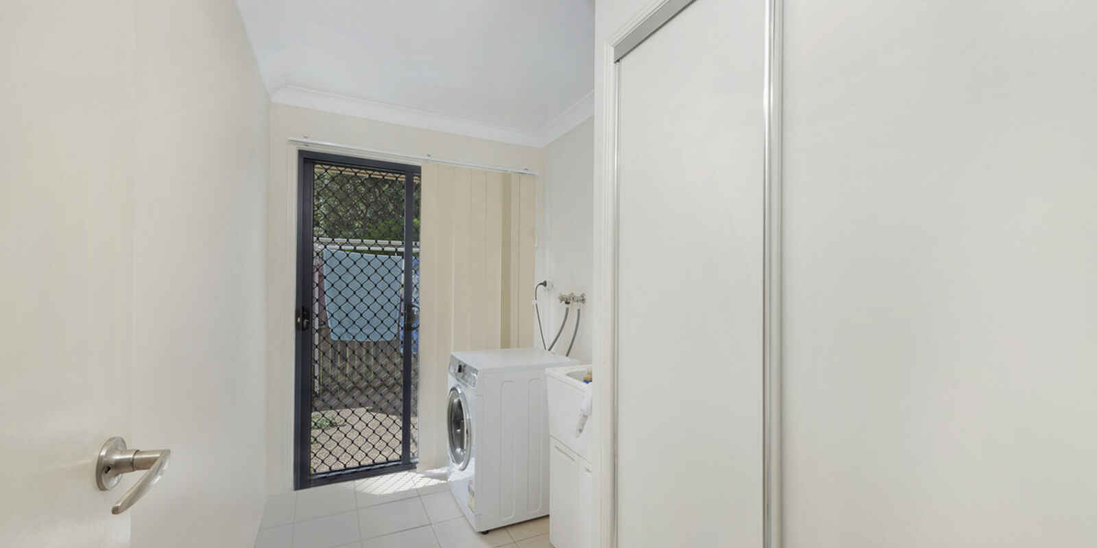 16 Sanctuary Drive Ashfield