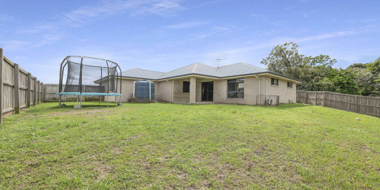 16 Sanctuary Drive Ashfield