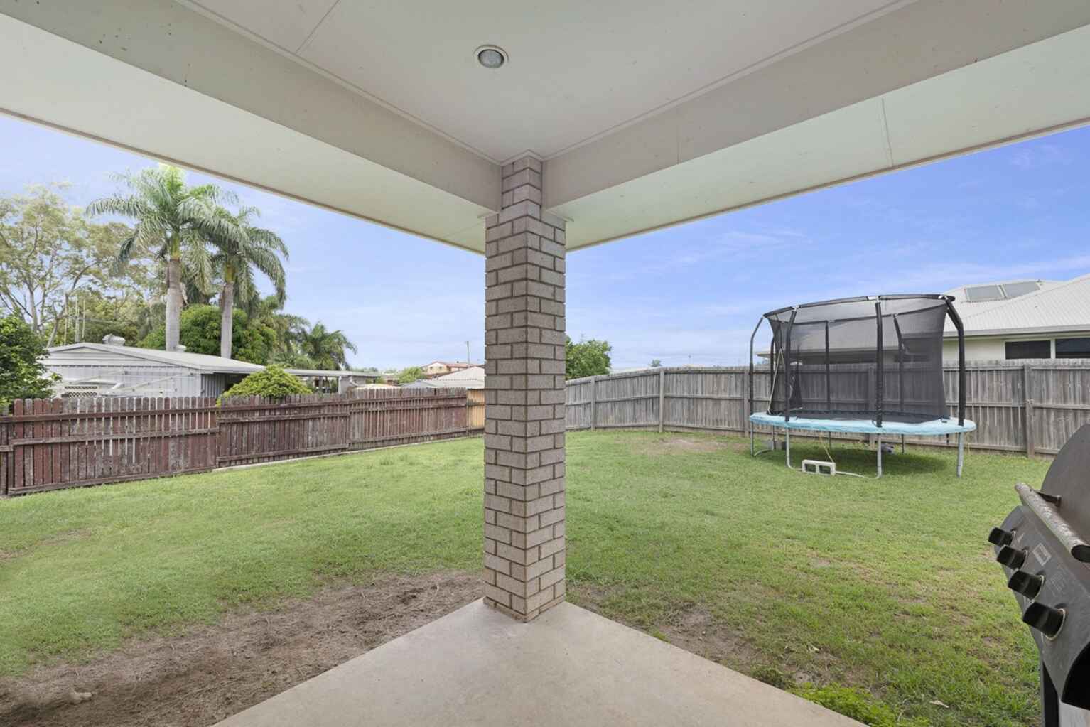 16 Sanctuary Drive Ashfield