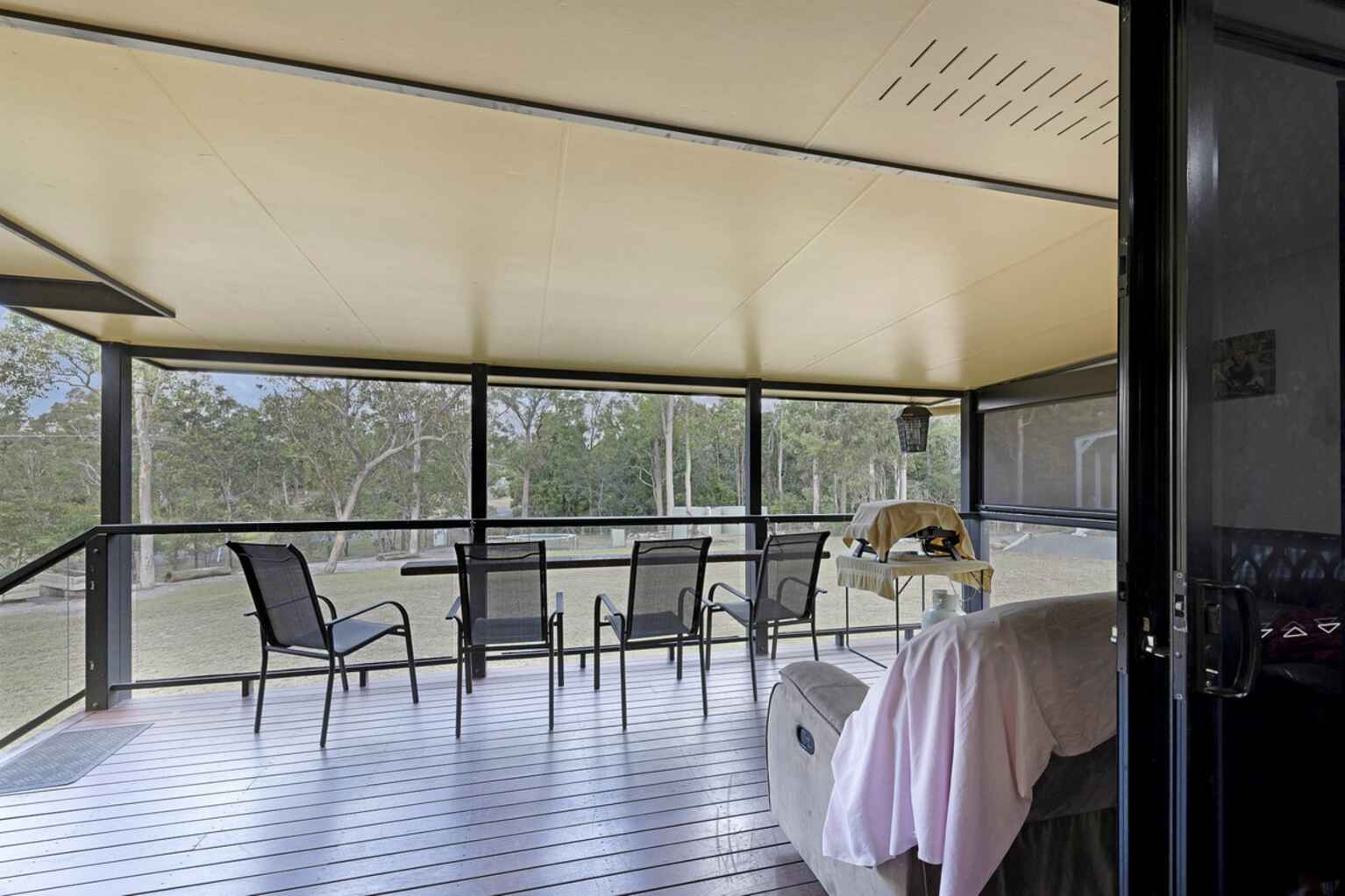 1 Ferny Dale Crescent Branyan