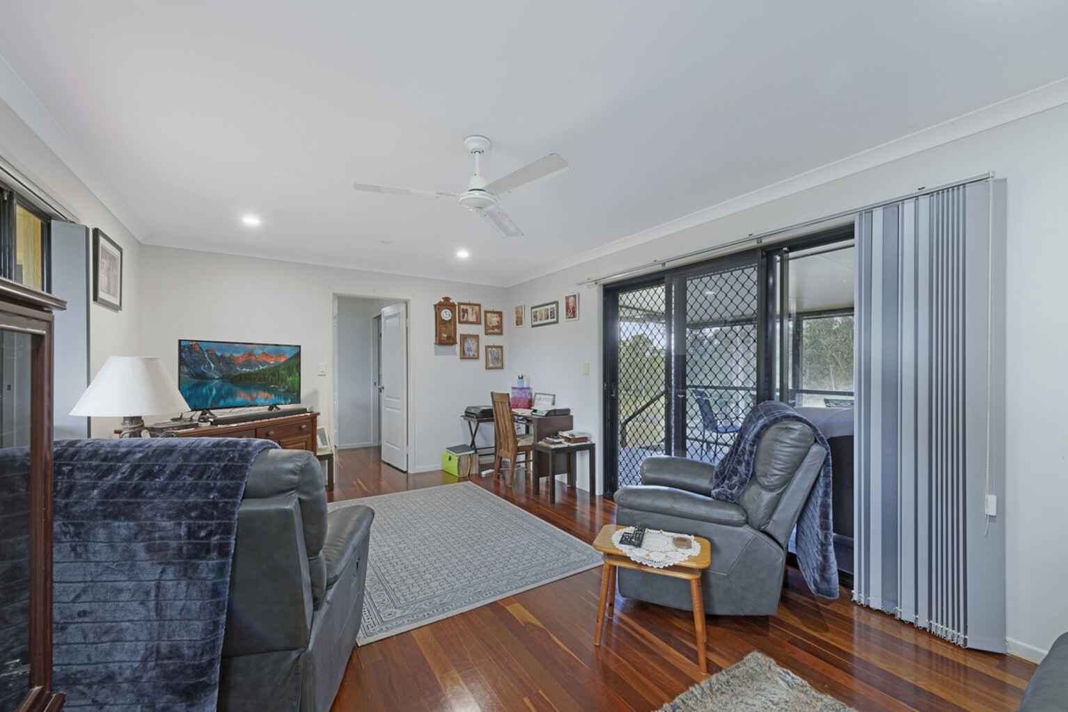 1 Ferny Dale Crescent Branyan