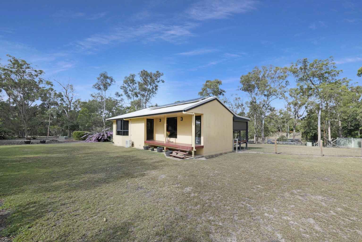 1 Ferny Dale Crescent Branyan