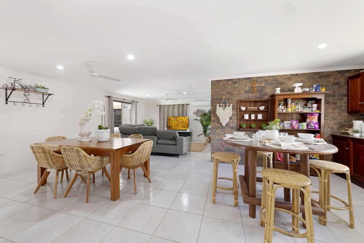 1176 Rosedale Road Moorland 1176 Rosedale Road Moorland