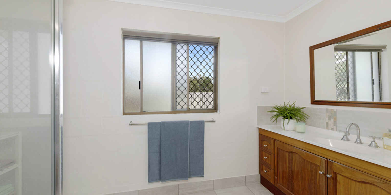 1176 Rosedale Road Moorland