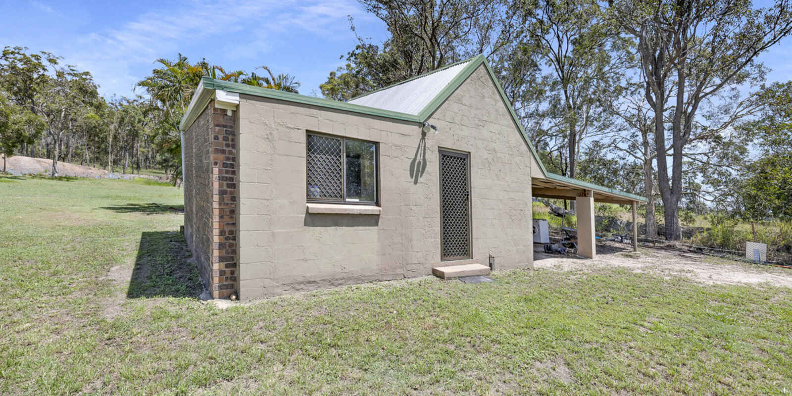 1176 Rosedale Road Moorland