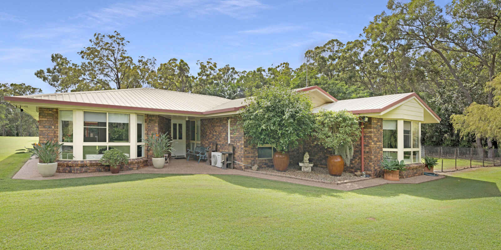 298 Ten Mile Road Sharon 298 Ten Mile Road Sharon