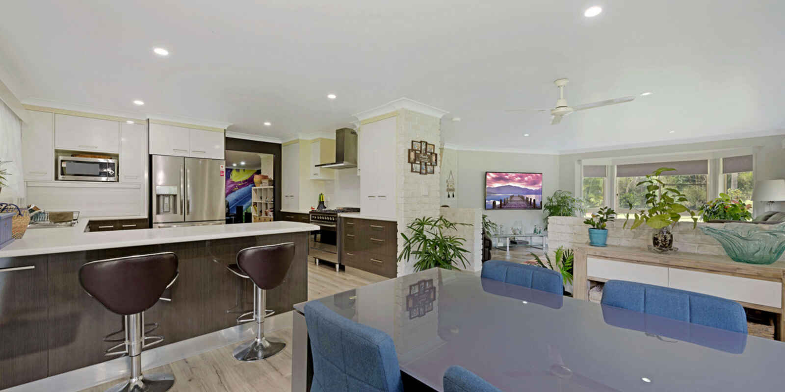 298 Ten Mile Road Sharon 298 Ten Mile Road Sharon