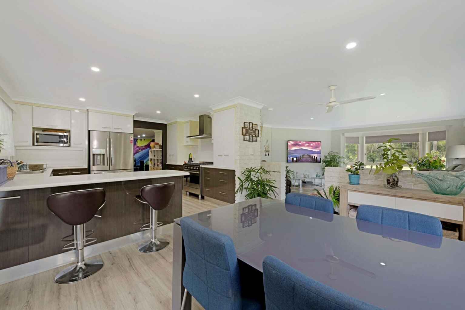 298 Ten Mile Road Sharon