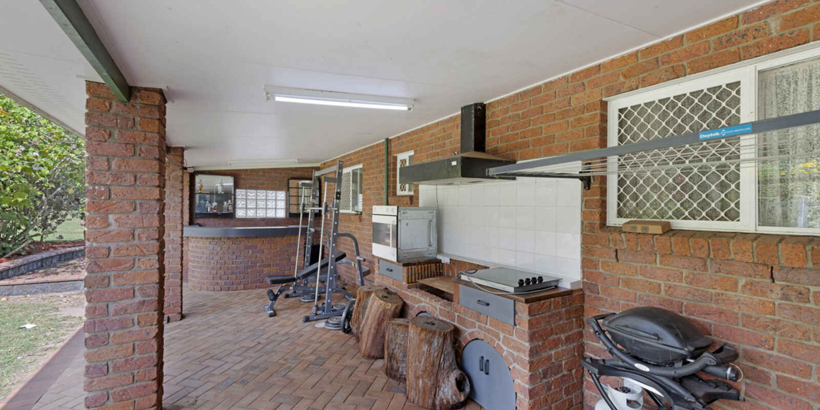 16 Arcadia Drive Branyan 16 Arcadia Drive Branyan