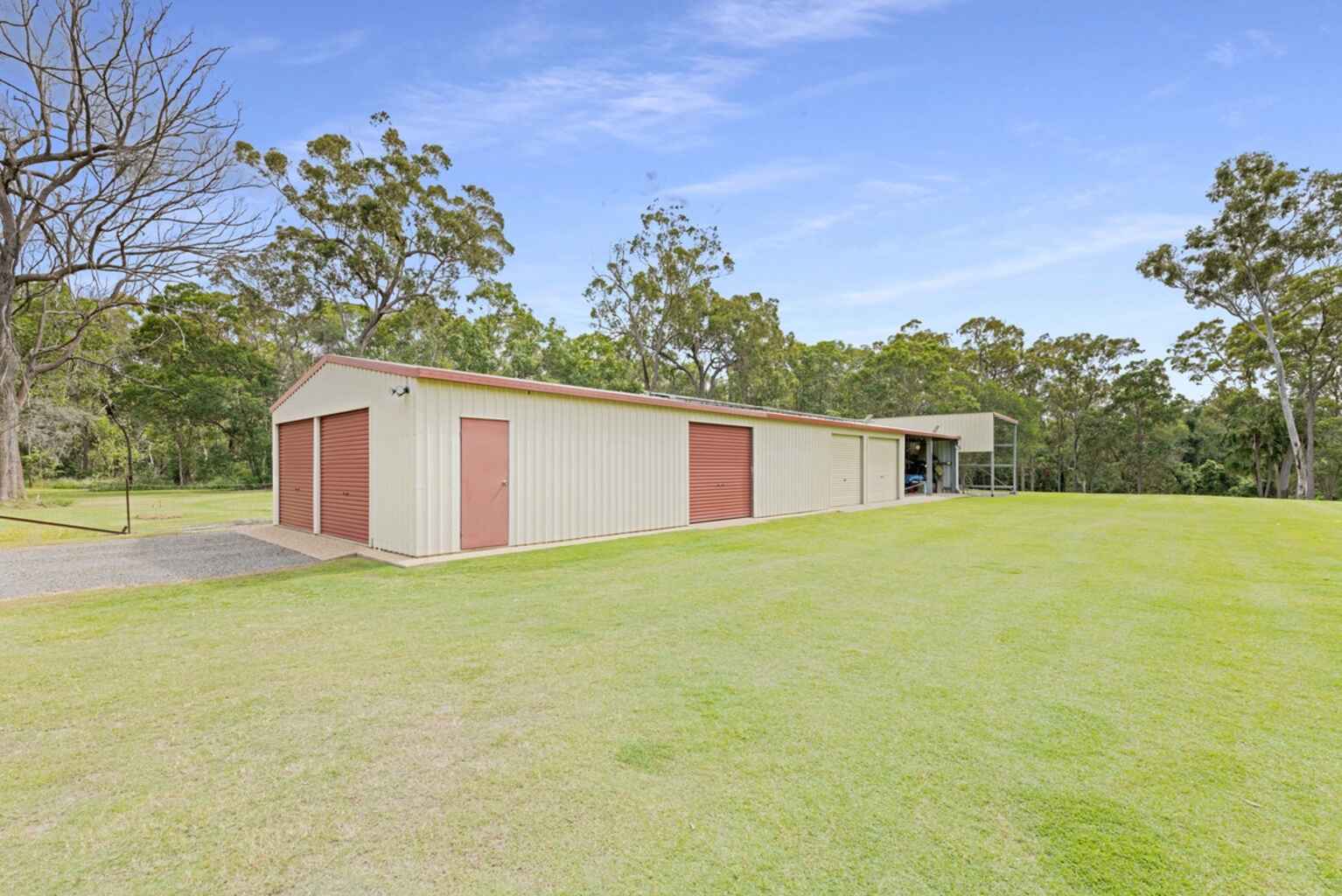 298 Ten Mile Road Sharon