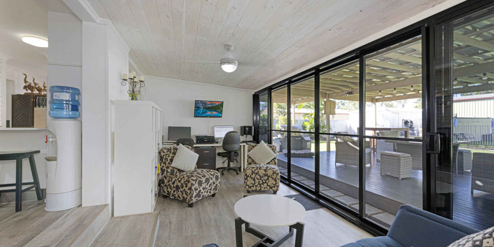 33 Gunsynd Grove Branyan 33 Gunsynd Grove Branyan