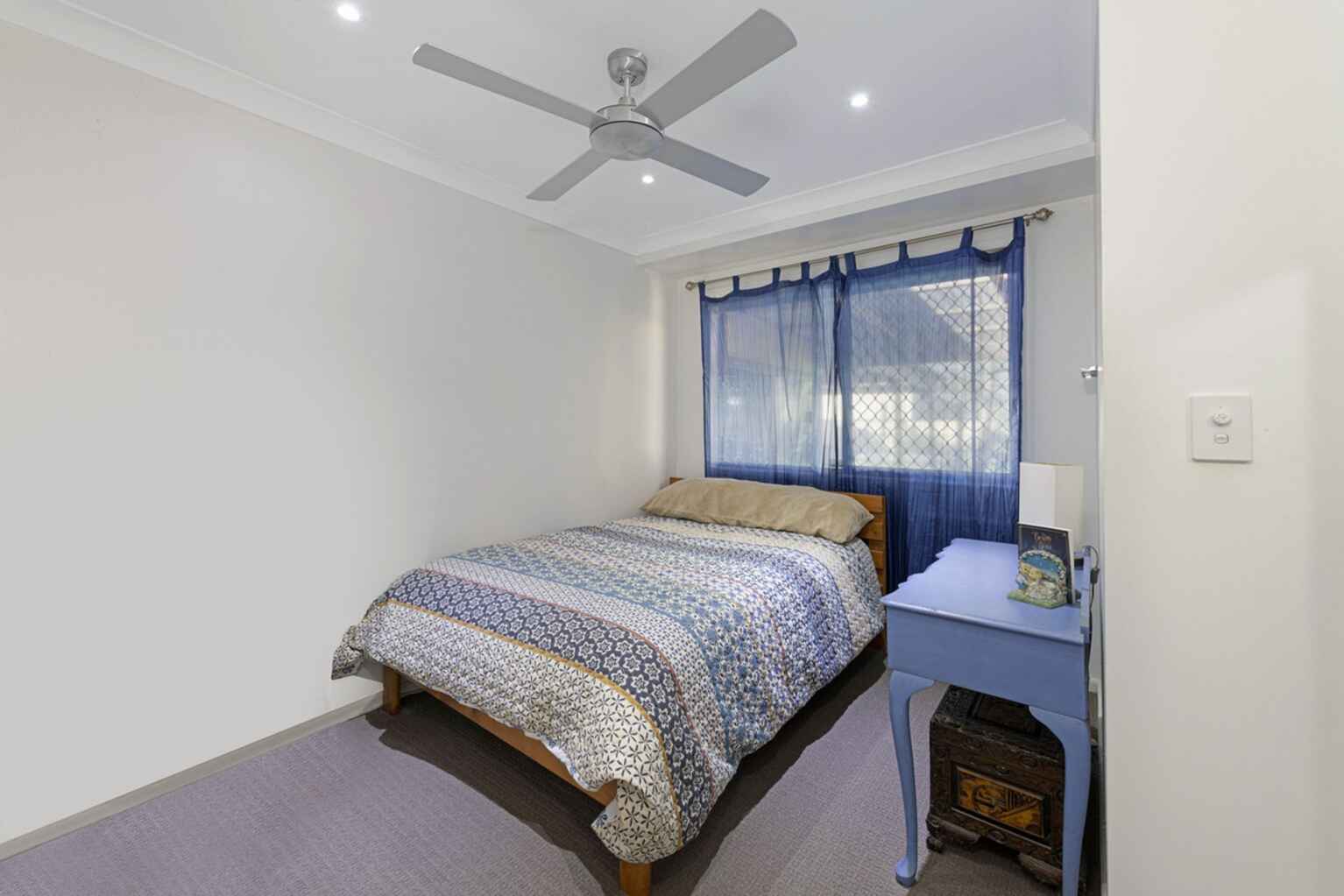 33 Gunsynd Grove Branyan