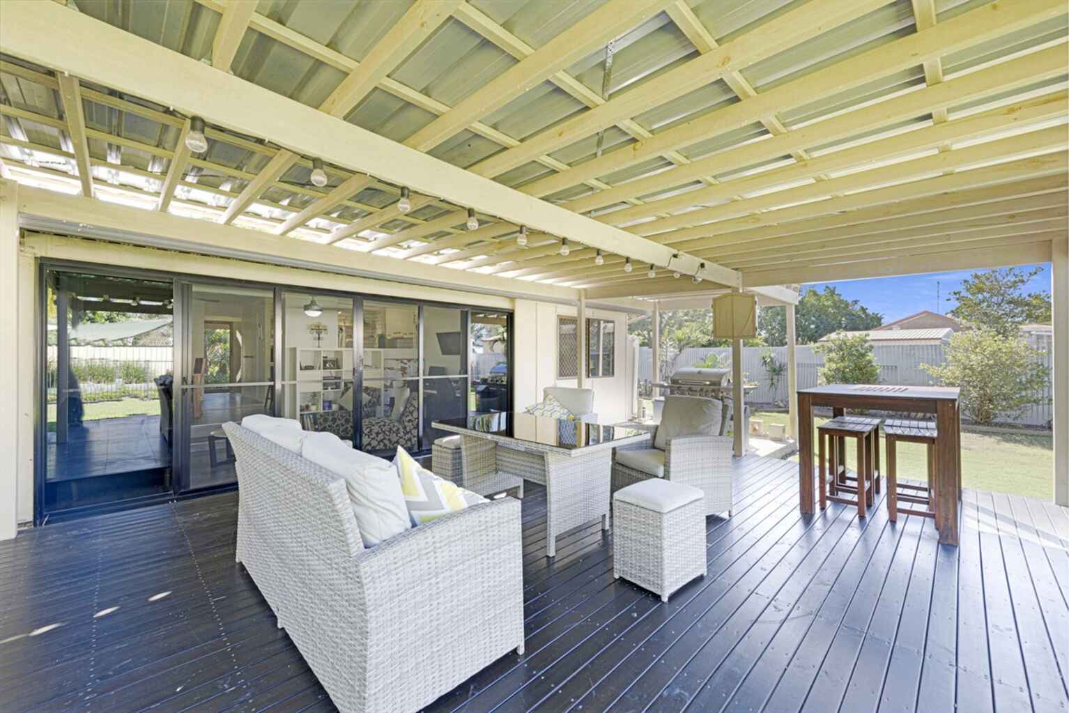 33 Gunsynd Grove Branyan