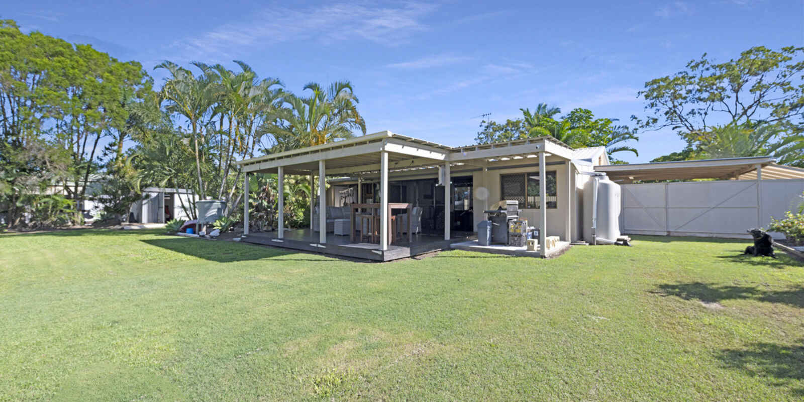 33 Gunsynd Grove Branyan 33 Gunsynd Grove Branyan