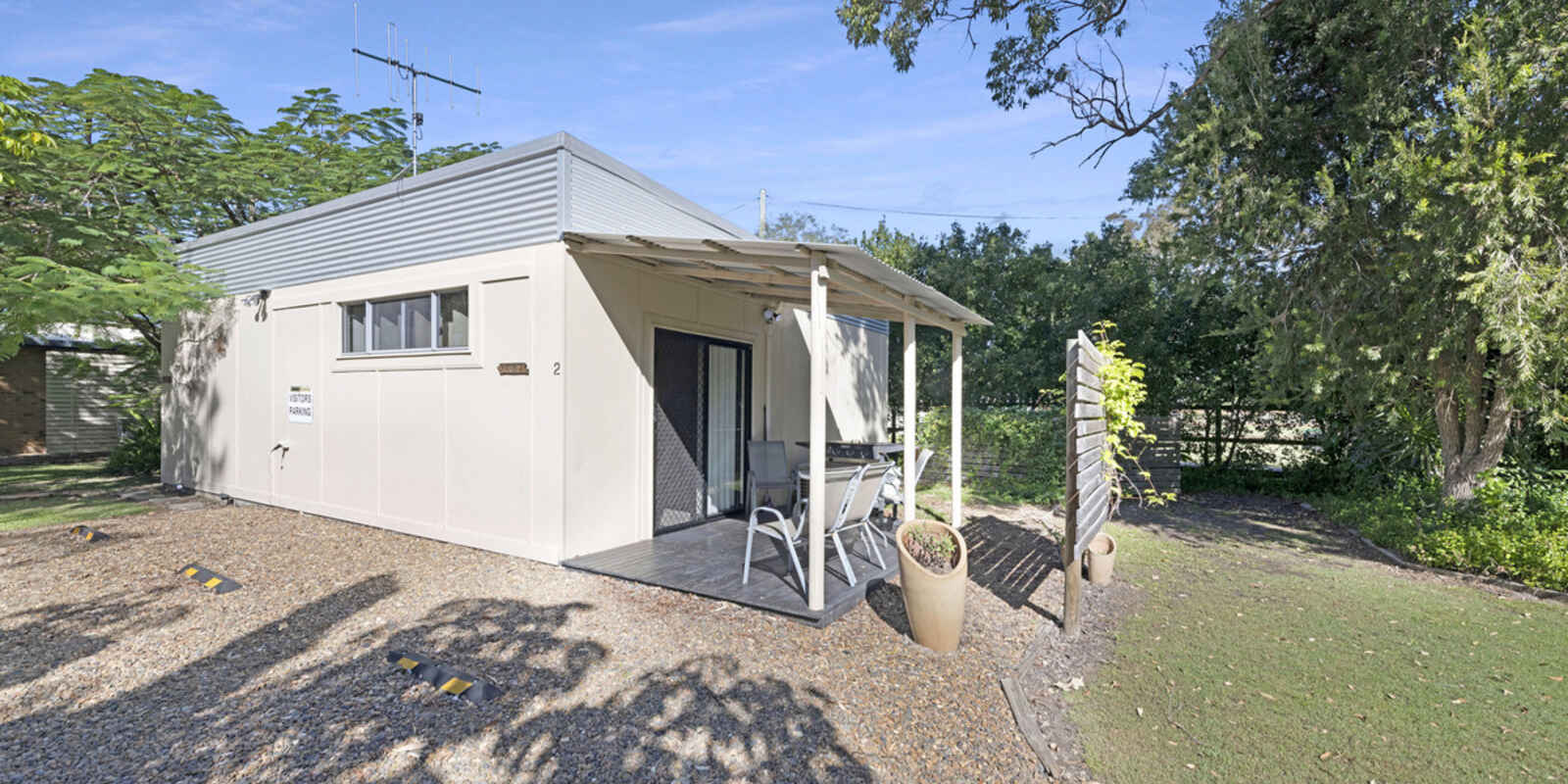 33 Gunsynd Grove Branyan 33 Gunsynd Grove Branyan