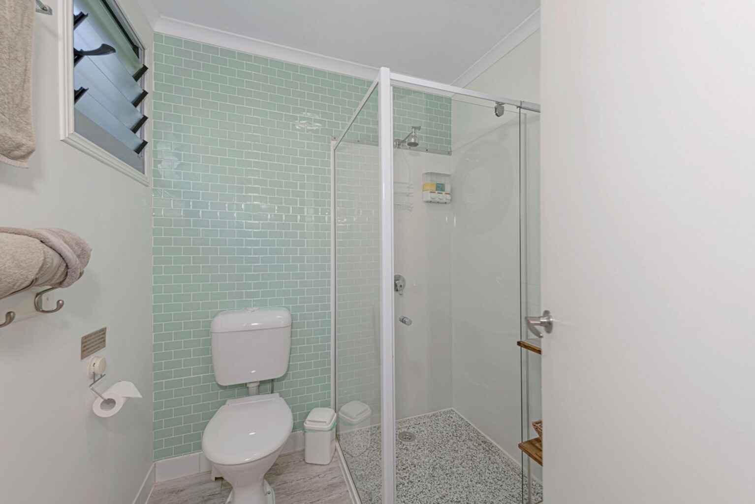 33 Gunsynd Grove Branyan