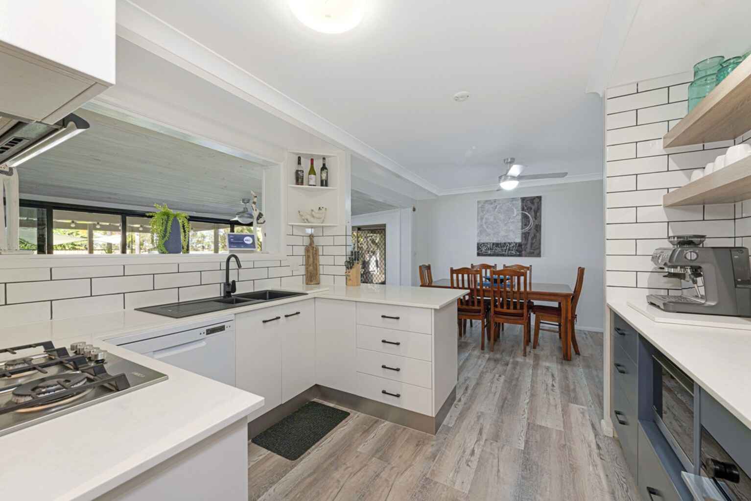 33 Gunsynd Grove Branyan