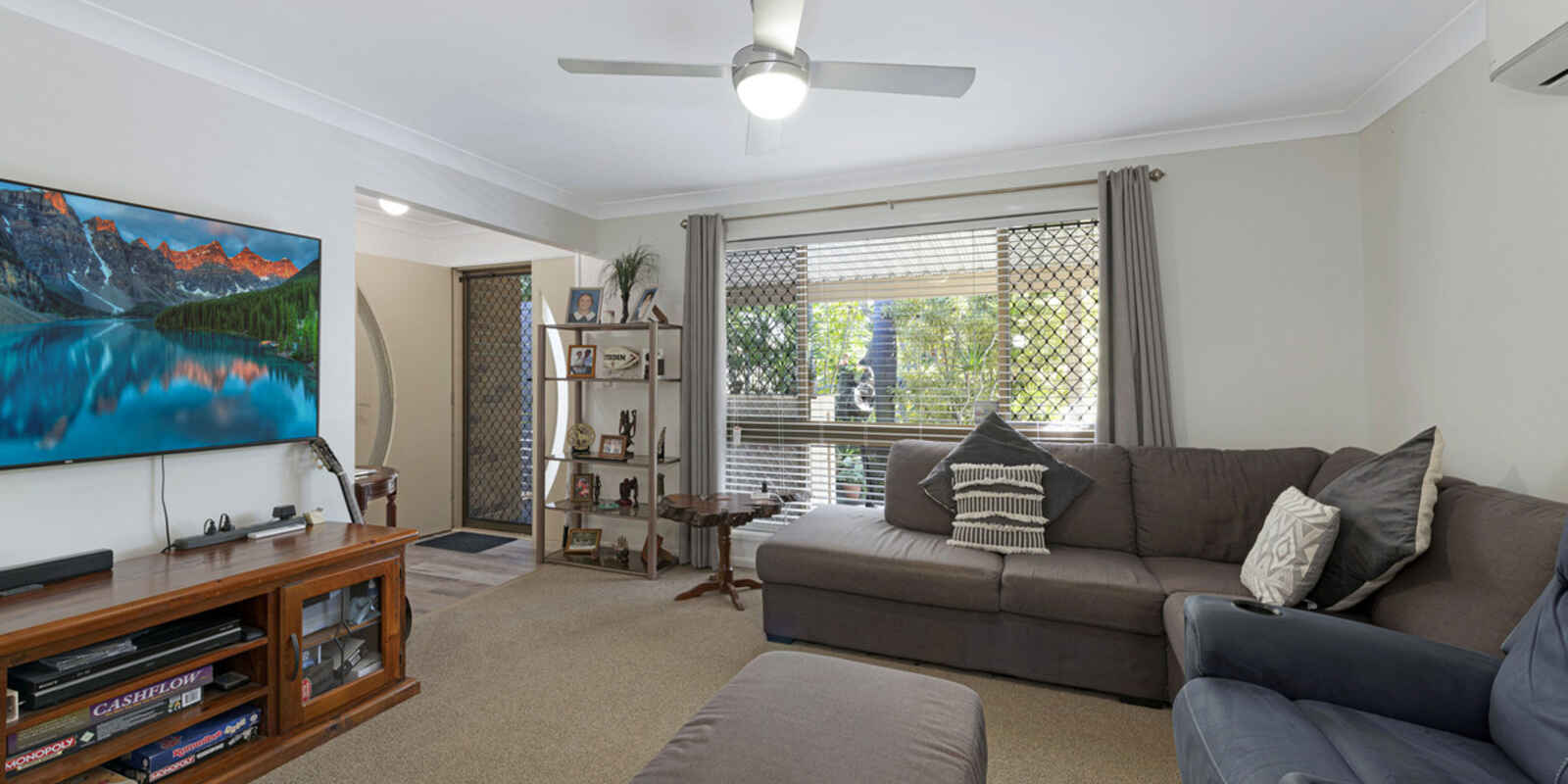 33 Gunsynd Grove Branyan 33 Gunsynd Grove Branyan