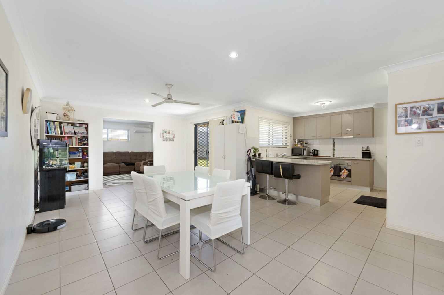 54 The Strand West Thabeban 54 The Strand West Thabeban