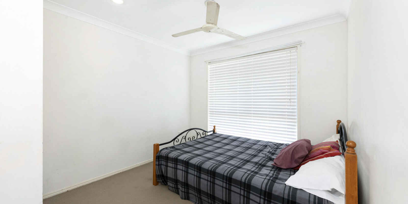 54 The Strand West Thabeban