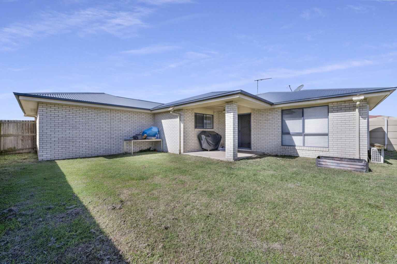 54 The Strand West Thabeban 54 The Strand West Thabeban