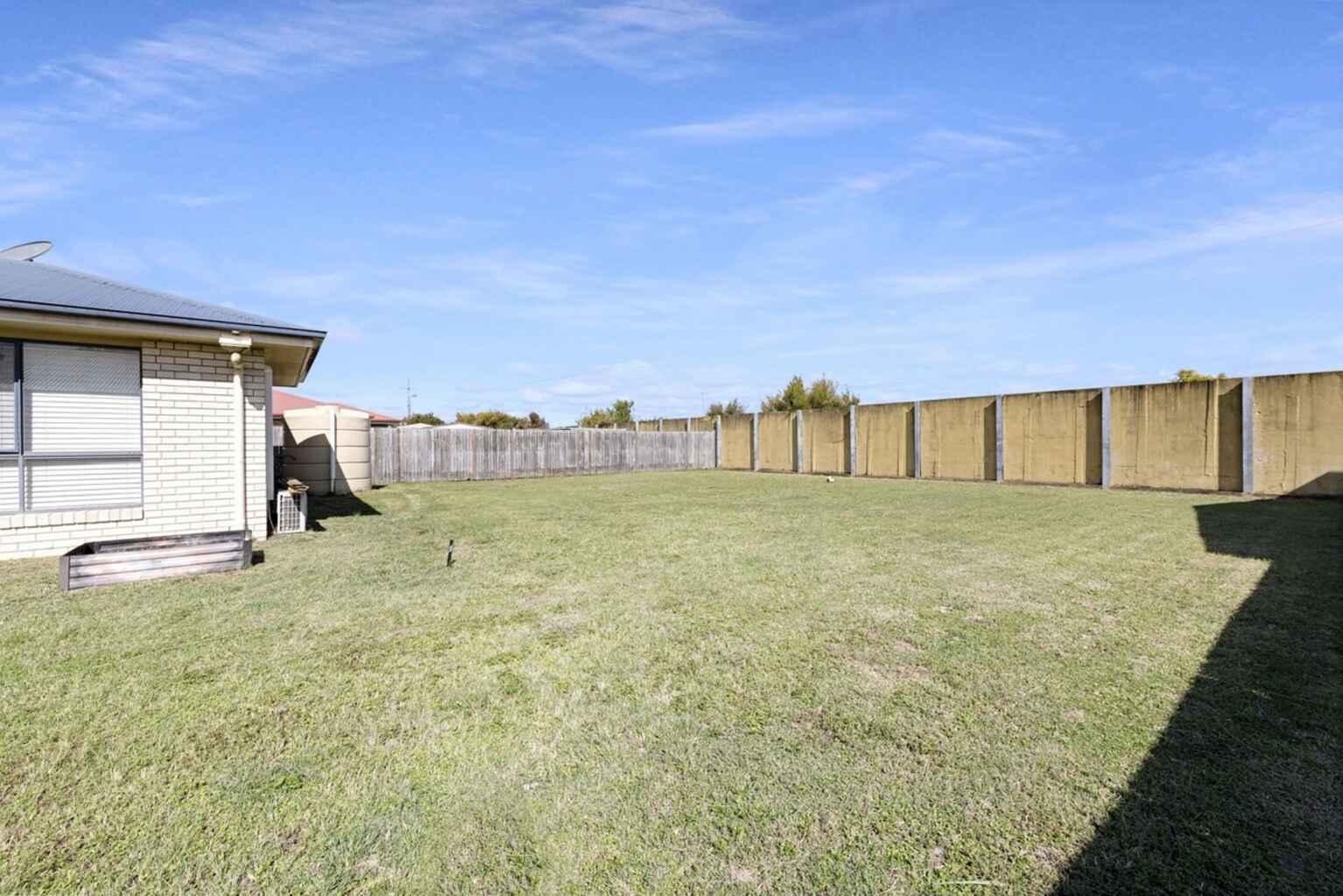 54 The Strand West Thabeban 54 The Strand West Thabeban