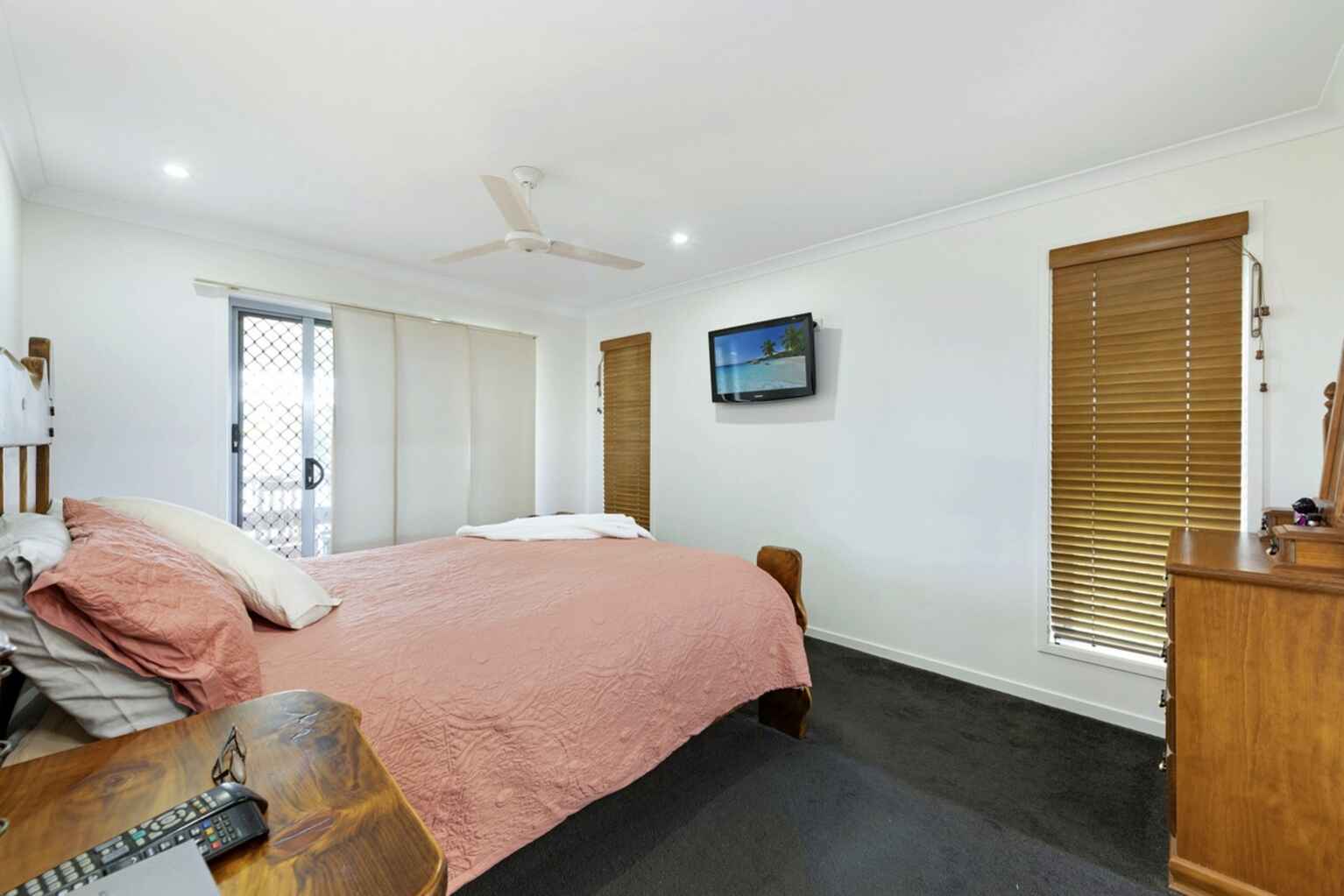 4 Carnarvon Court Branyan 4 Carnarvon Court Branyan