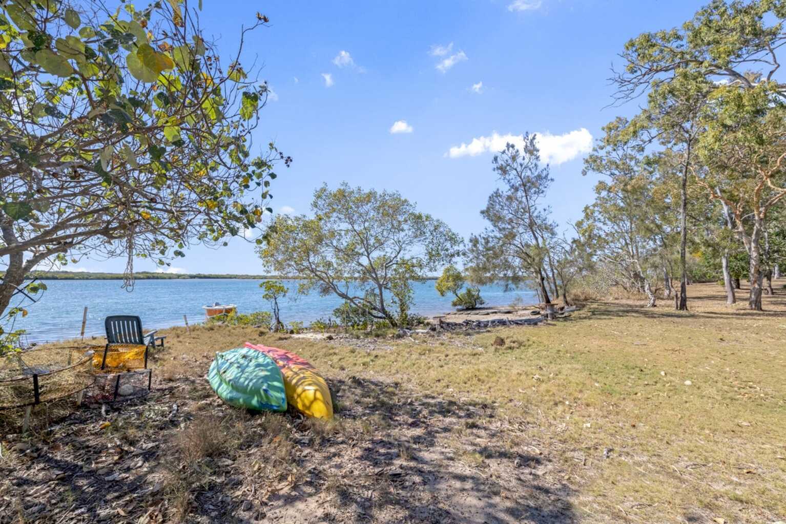 8 Island View Drive Winfield