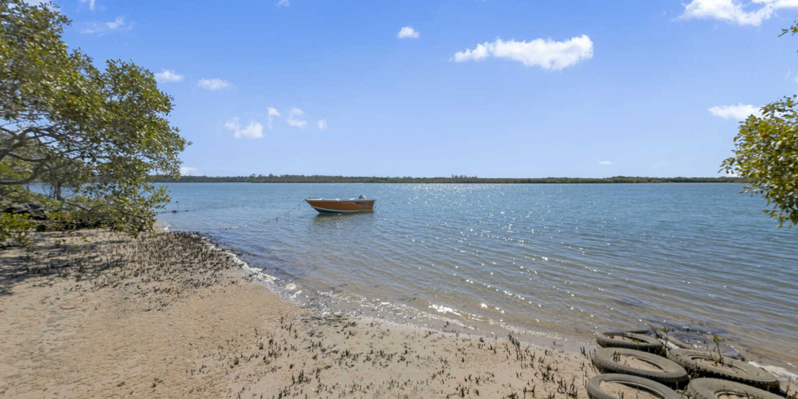 8 Island View Drive Winfield