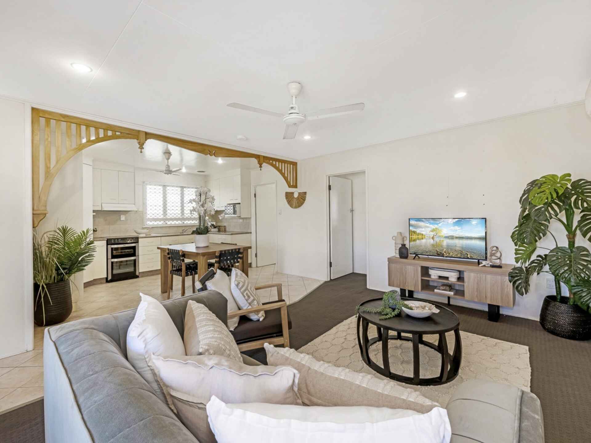 House For Sale 100 Sims Road Kepnock