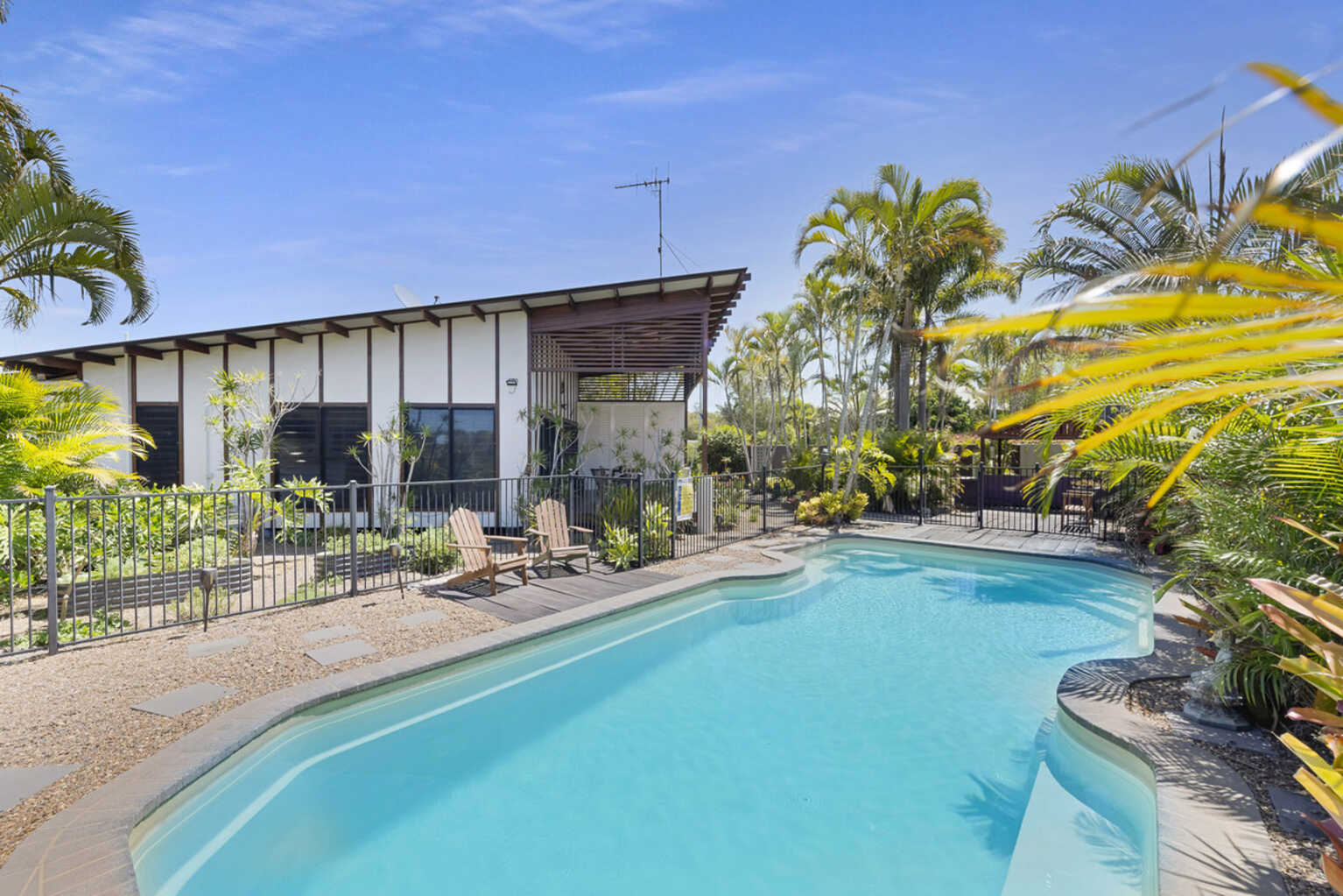 54 Palm View Drive Moore Park Beach