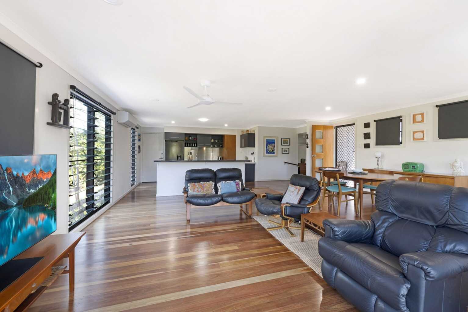 54 Palm View Drive Moore Park Beach