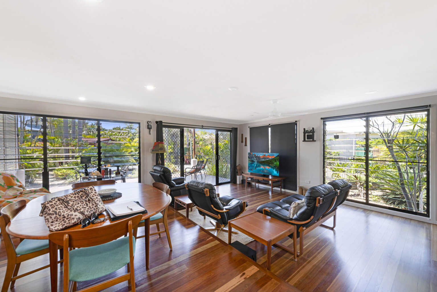 54 Palm View Drive Moore Park Beach