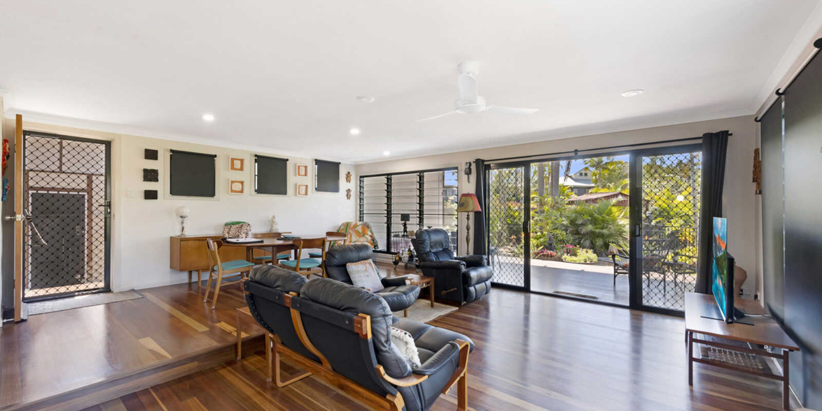 54 Palm View Drive Moore Park Beach