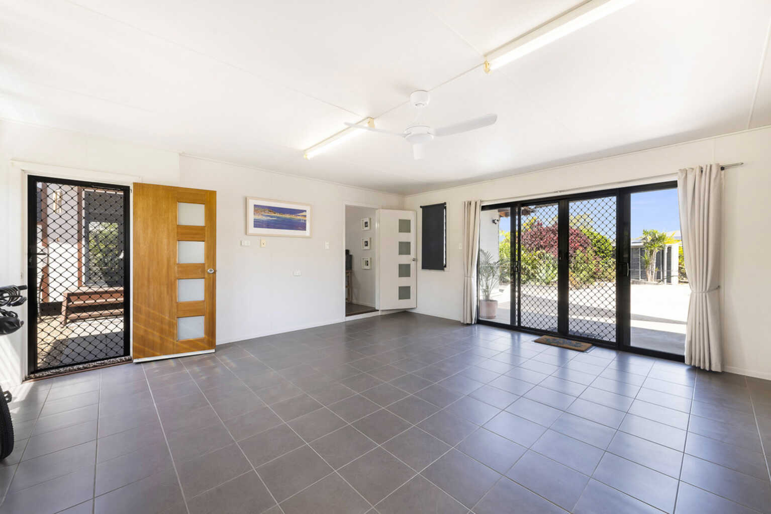 54 Palm View Drive Moore Park Beach