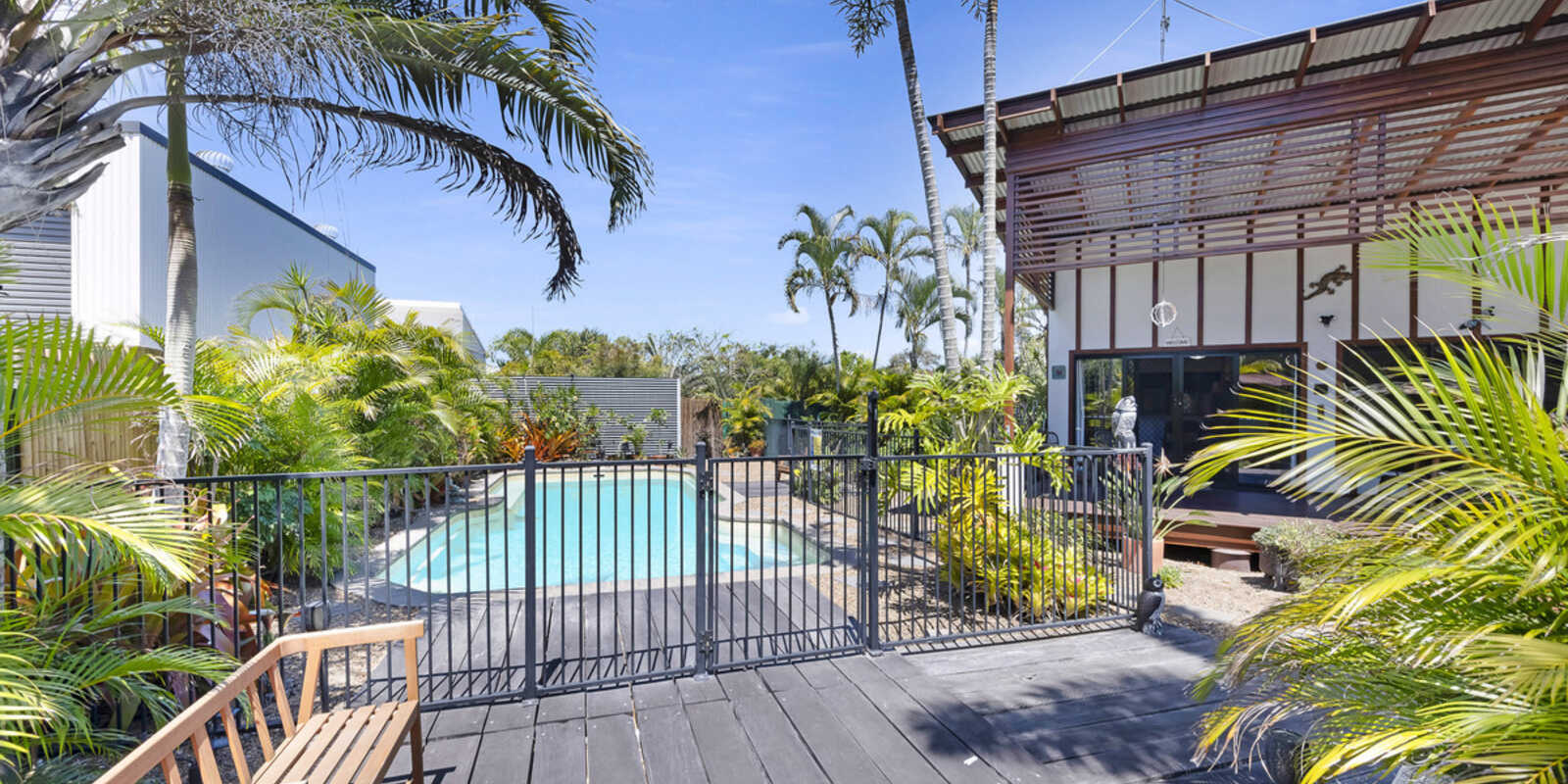 54 Palm View Drive Moore Park Beach