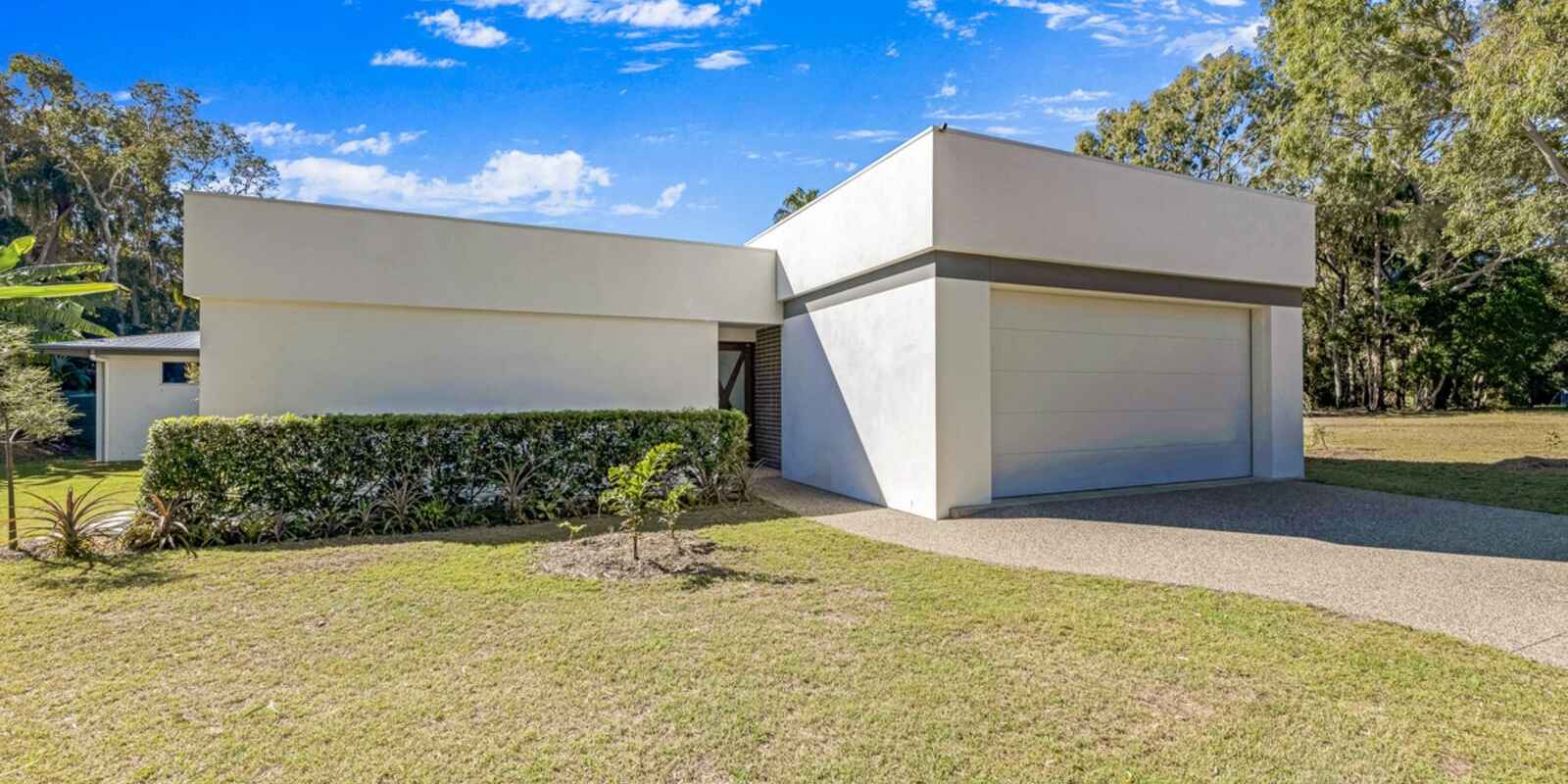 17 Woodlands Lane Moore Park Beach