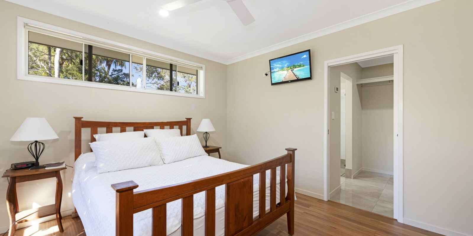 17 Woodlands Lane Moore Park Beach