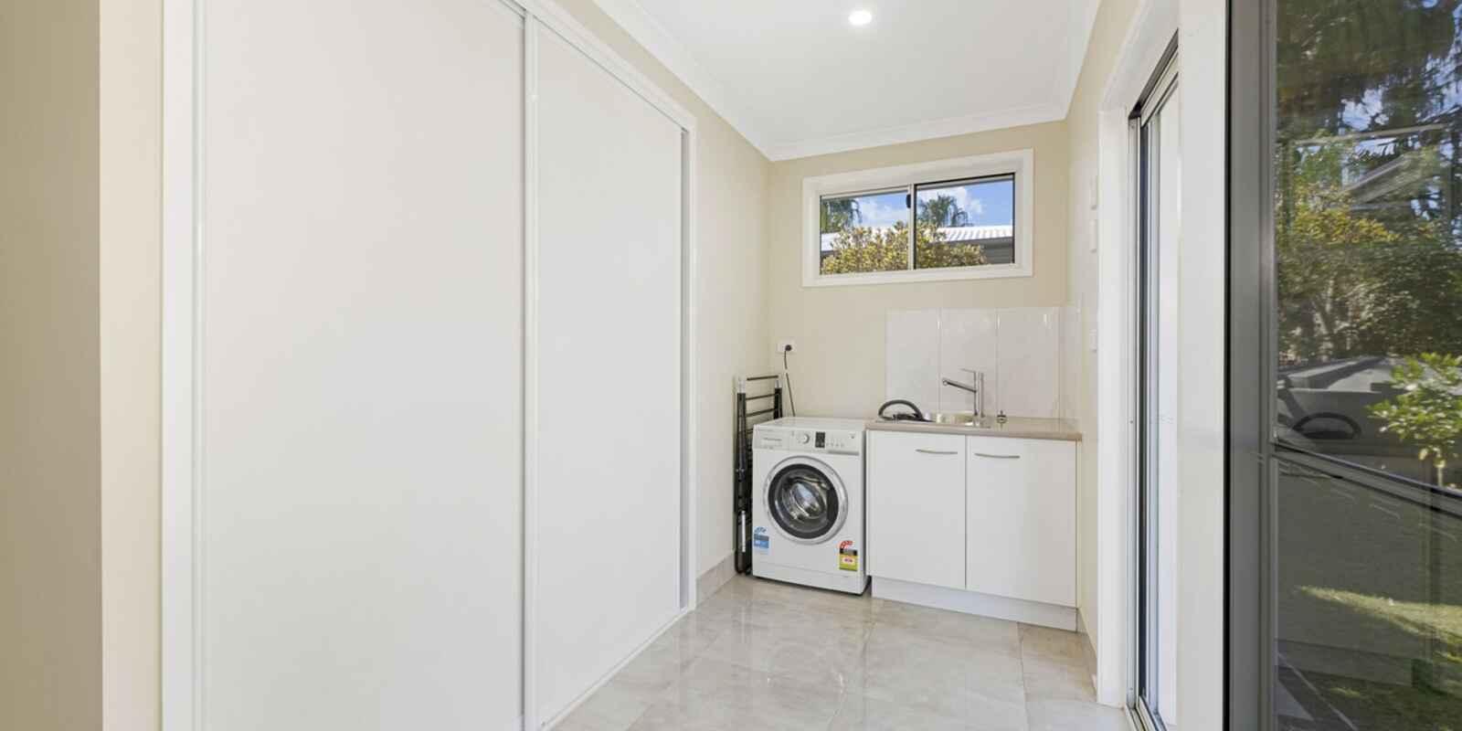 17 Woodlands Lane Moore Park Beach